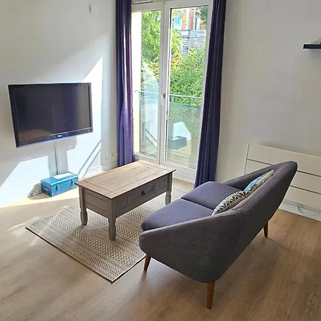 Apartment Grand Neuf Parking Privatif 3 Minutes Gare Au Calme Parking Max 4m50 *